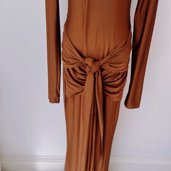 NWT SLEEK AND BEAUTIFUL CHOCOLATE BROWN LONG SLEEVED DRESS WITH OPTIONAL WRAP π - Picture 6 of 16